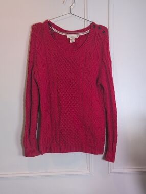 Cable-Knit Crewneck Sweater with Shoulder Buttons - Red
